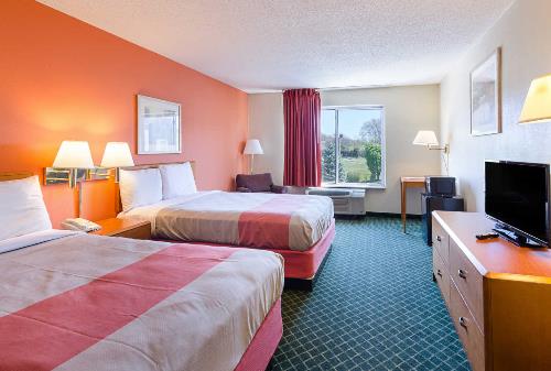 Econo Lodge Inn & Suites - Unicoi, TN